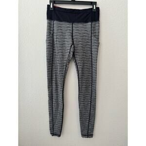 Lululemon Speed Tight II Textured Wave Black and White- Size 6